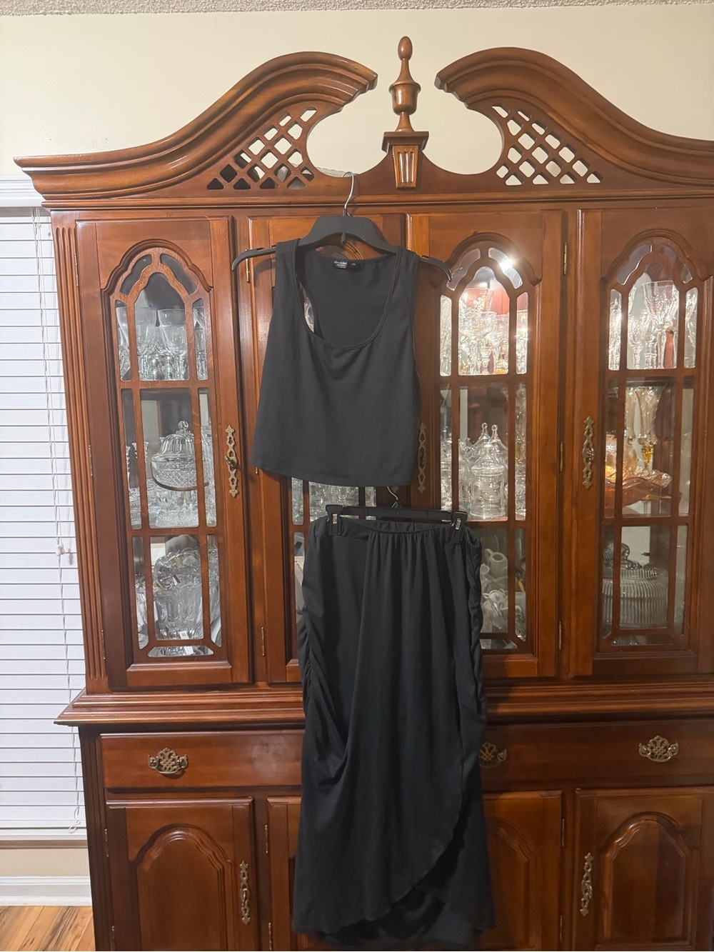Shein Black Women's Two-Piece Skirt Set - Sleeveless Top and Draped Maxi Skirt